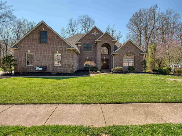 1055 Jefferson Ct, Newburgh, IN 47630