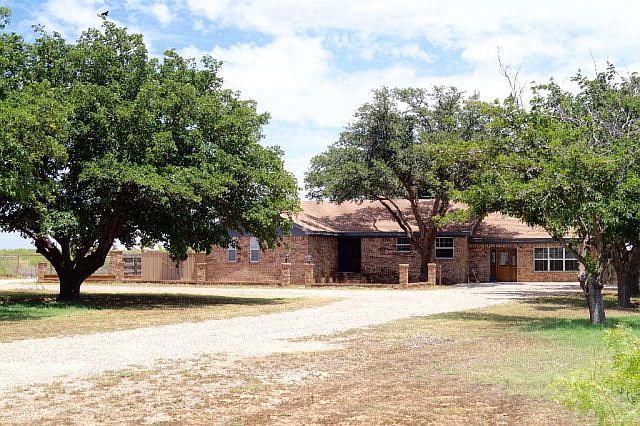 1st image of 4338 N Sierra Ave