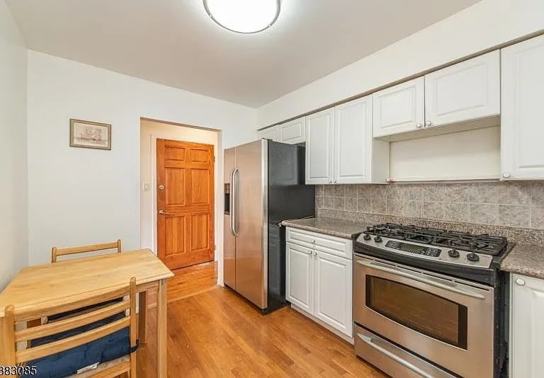 199 Hopkins Ave — Photo 8