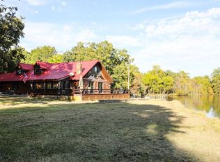 66 Hamlet Rd, Louisburg, MO 65685