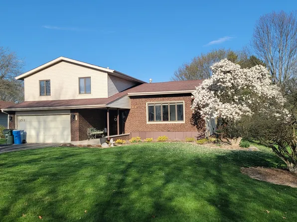 153 Hilltop Ln, Dundee, IL 60118