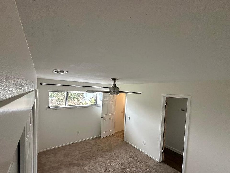 1st image of 1388 Crownview Dr