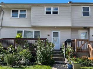 505 Willow Rd E #2, Staten Island, NY 10314