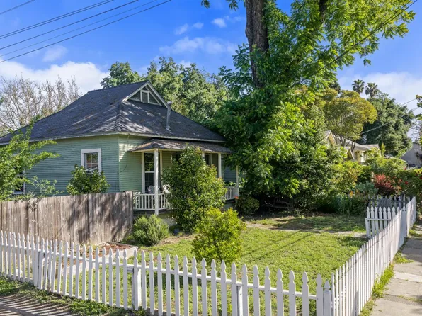 227 Hewett Street, Santa Rosa, CA 95401