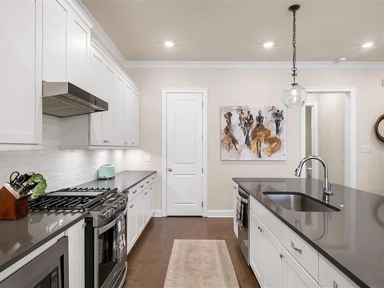 1829 La Dawn Ln NW — Photo 21