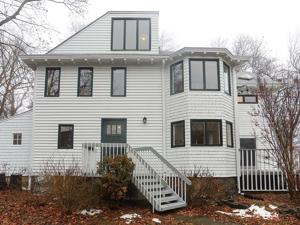 1st image of 132 Mount Pleasant Ave