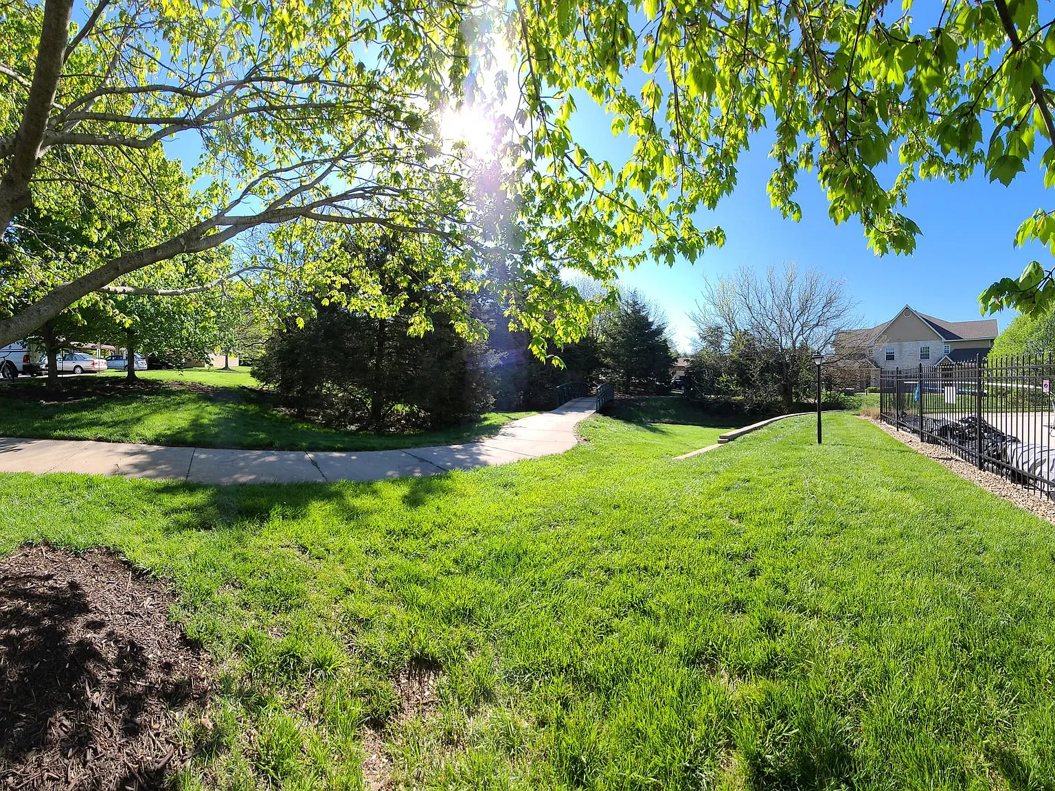 Pinnacle Woods — Photo 2