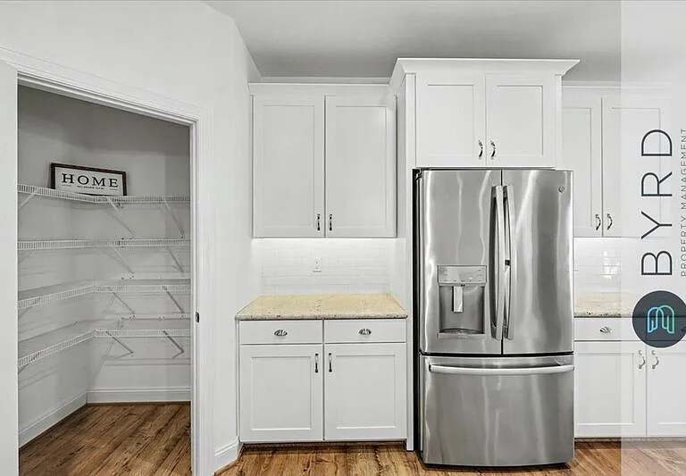 9001 Sharpe Ct — Photo 13
