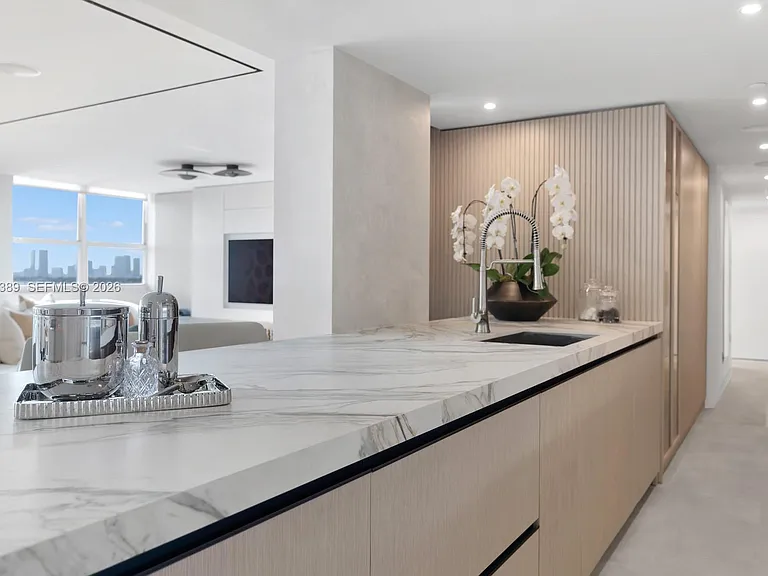 650 West Ave #1203/1205 — Photo 8