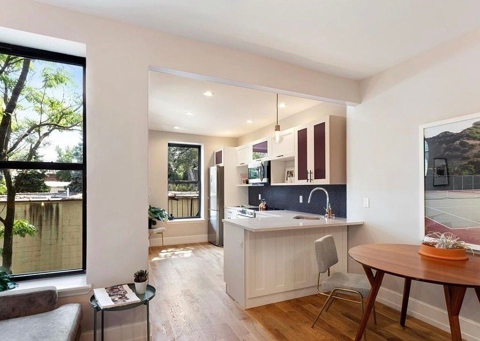 1st image of 790 Saint Johns Pl APT 3B
