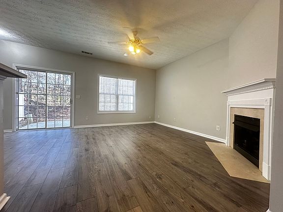 4th image of 2910 Montague Place Dr