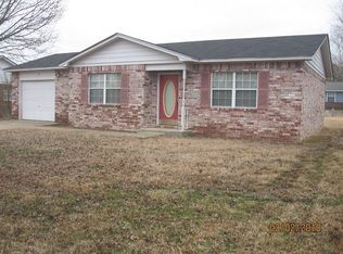 4 Shackleford St, Clarksville, AR 72830