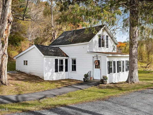 4 Moore Road, East Greenbush, NY 12061