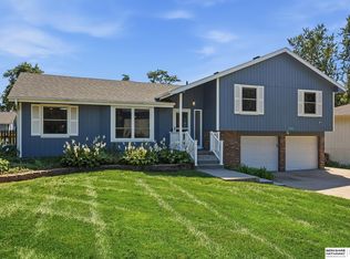 14961 Drexel St, Omaha, NE 68137