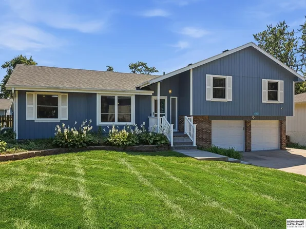 14961 Drexel St, Omaha, NE 68137