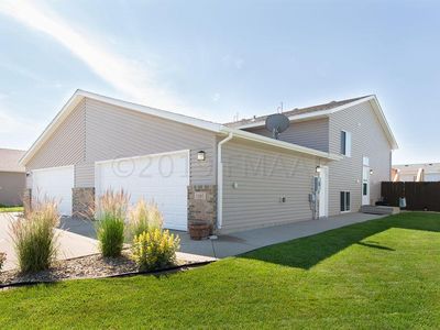 1063 42nd Ave W, West Fargo, ND, 58078