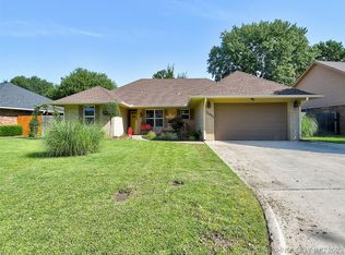 2007 8th Ave NW, Ardmore, OK 73401