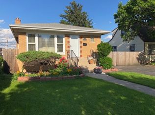 7915 Austin Ave, Burbank, IL 60459