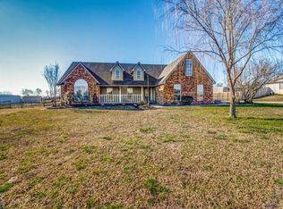 7878 Country View Ln, Sanger, TX 76266