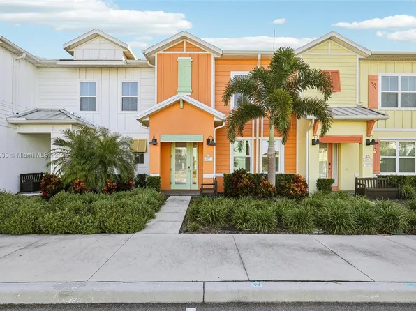 2971 Castaway Ln, Kissimmee, FL 34747