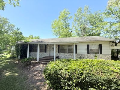 517 Marshall St, Harrisburg, IL, 62946