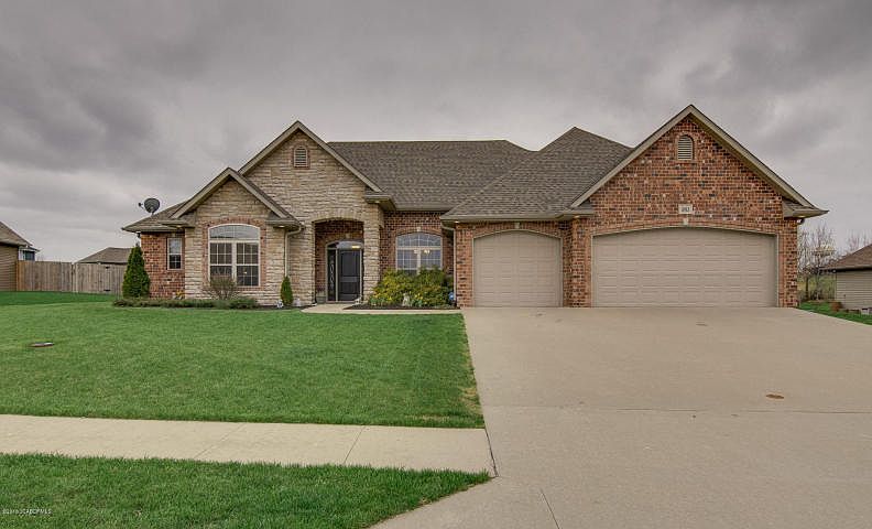 1st image of 981 Eagle Point Dr