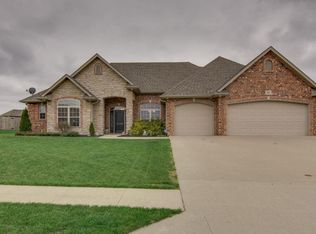 981 Eagle Point Dr, Ashland, MO 65010