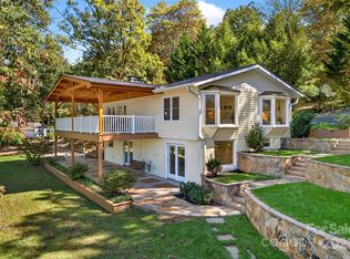 211 Rhododendron Ave, Black Mountain, NC 28711