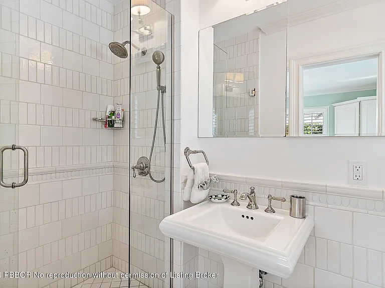 240 Seabreeze Ave — Photo 19