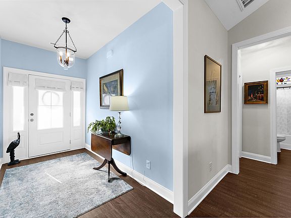 3rd image of 2551 Wedgefield Rd