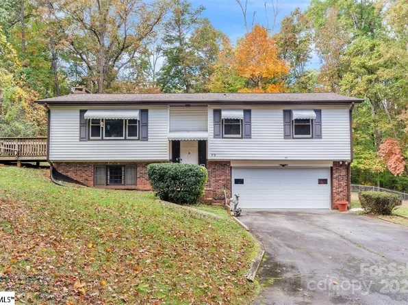 59 Barber St, Columbus, NC 28722