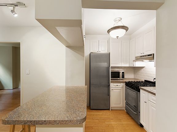 2nd image of 245 E 35th St APT 4A