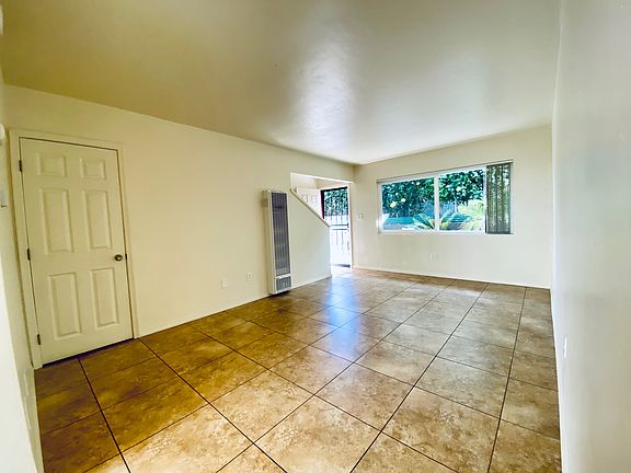 3rd image of 4270 Schoolridge Ln APT B