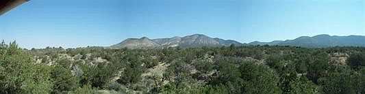 3rd image of 63 Cottonwood Canyon Rd