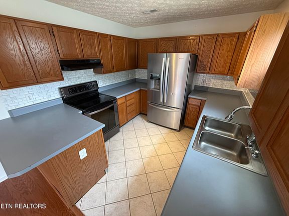 5th image of 6829 Saint Croix Ln