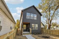 Burton Ave-S0611-001