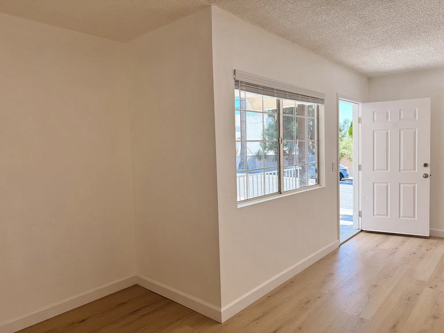 1 bed, 500 sqft, $2,350 — Photo 4