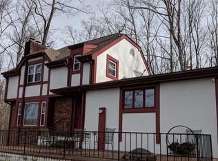 1216 Lake Eva Rd, Sewanee, TN 37375