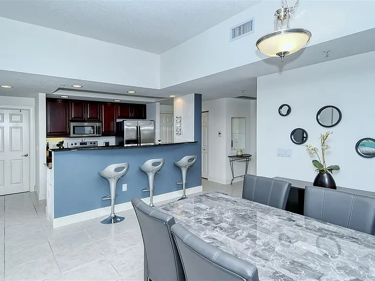 800 N Tamiami Trl #203 — Photo 15