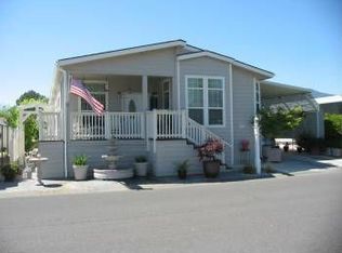 221 Champagne W, Calistoga, CA 94515