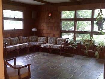 4th image of 54 Malden Ave