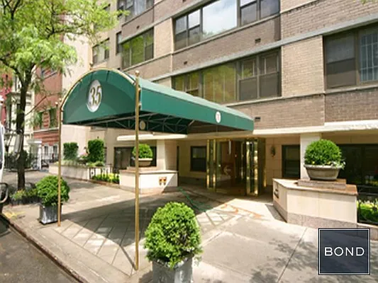 Rented by Bond New York | media 17