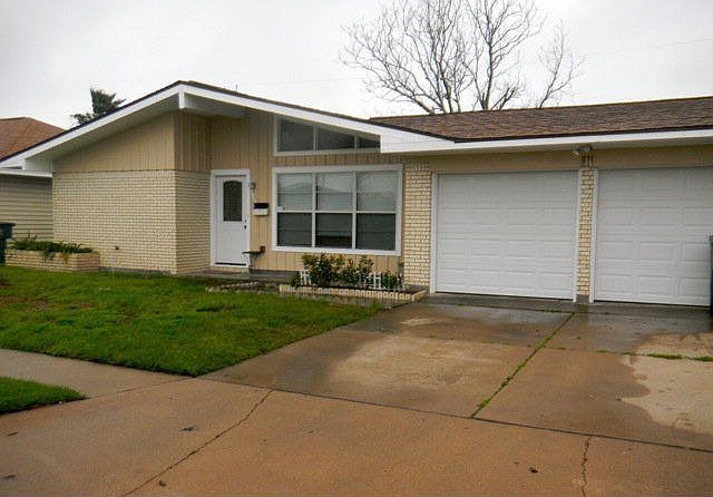 1st image of 7017 Yucca Dr