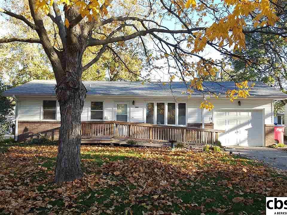 1st image of 324 Highland Dr