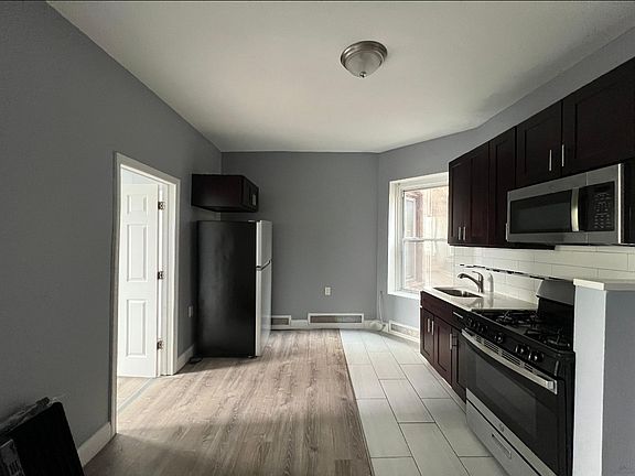 3rd image of 548 Avenue C #5R