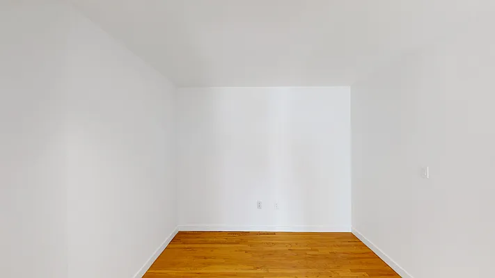 Rented by Glenmark Realty | media 6