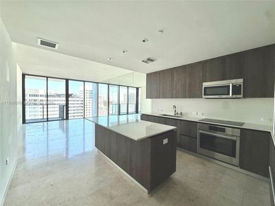 88 SW 7th St APT 1808, Miami, FL, 33130