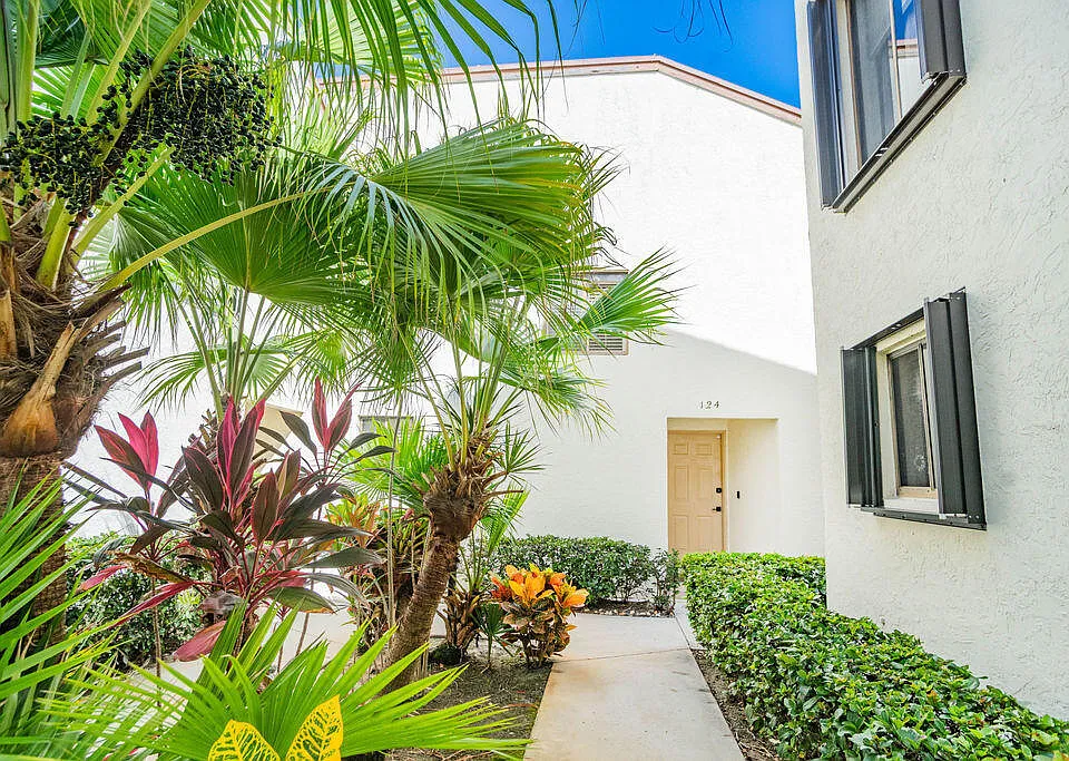 950 S Kanner Hwy #Townhouse 124