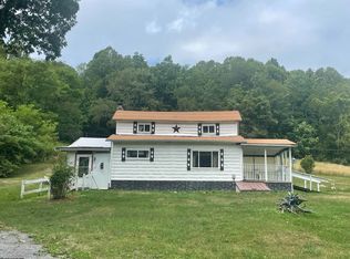 2076 Blazer Rd, Tunnelton, WV 26444