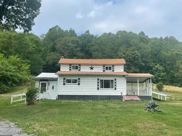 2076 Blazer Rd, Tunnelton, WV 26444